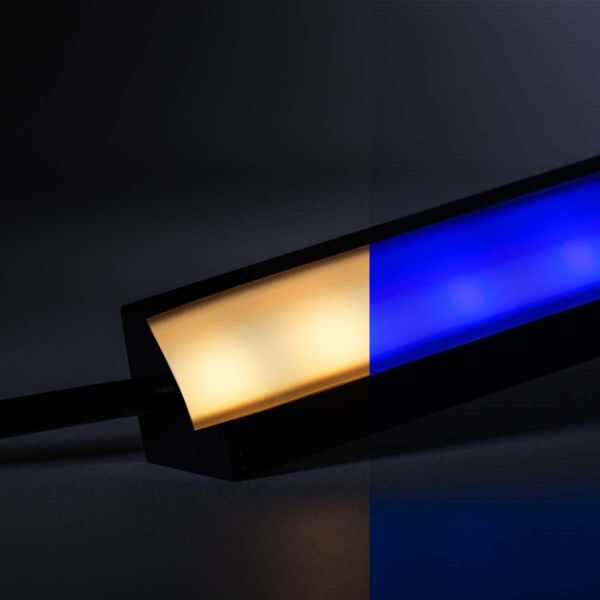 24V Black Line LED Eckleiste - RGBWW (RGB + warmweiß) - schwarze Abdeckung