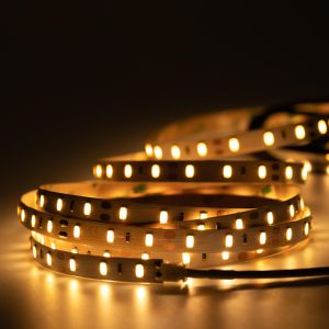 12V High-Power LED Streifen – warmweiß – 60 LEDs je Meter – alle 5cm teilbar 12V High-Power LED Streifen – warmweiß – 60 LEDs je Meter – alle 5cm teilbar