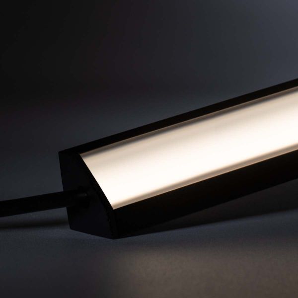 24V Black Line LED Eckleiste - COB - neutralweißes Licht - schwarze Abdeckung